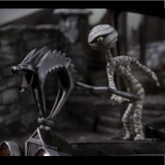 Meet your Posher, Andie - Picture 2 of 3